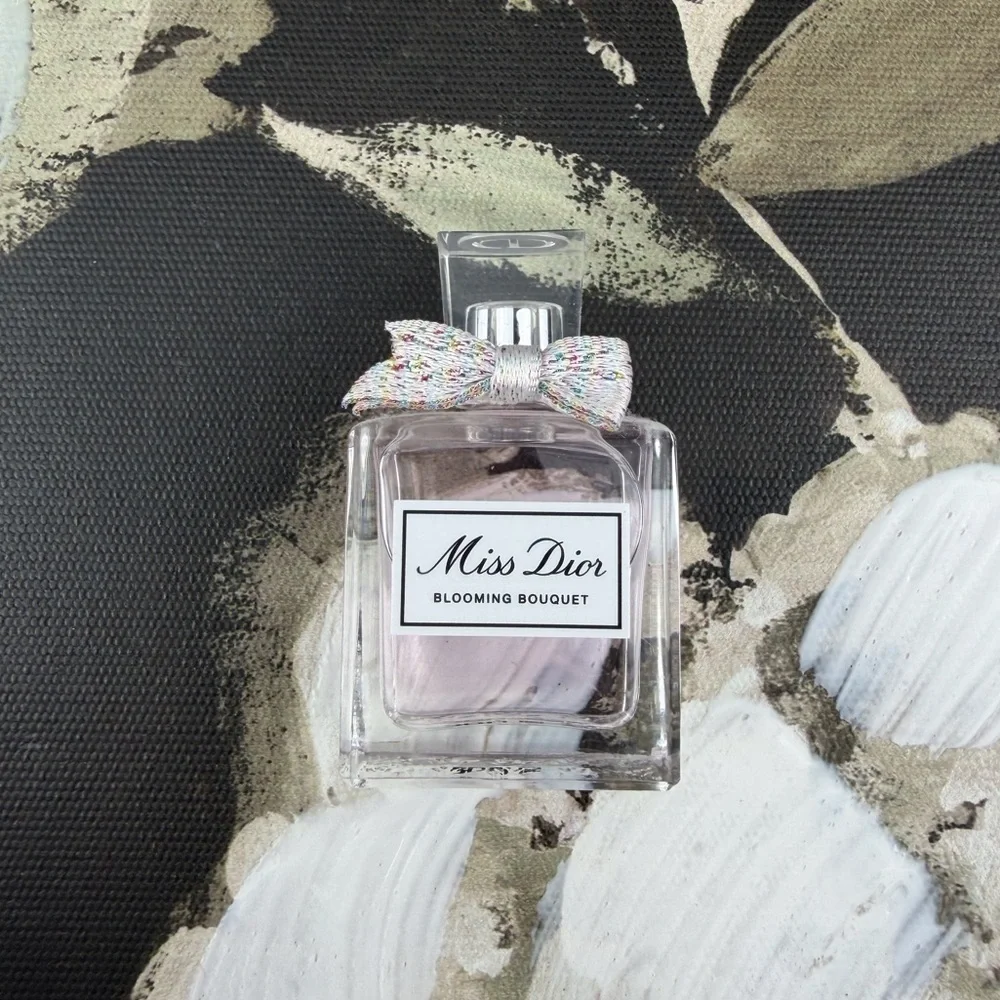 CHRISTIAN DIOR MISS DIOR BLOOMING BOUQUET 5 ml/0.17 FL OZ MINI.